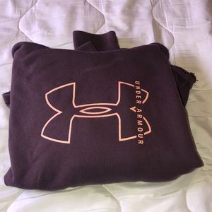 Under Armour Sweatshirt